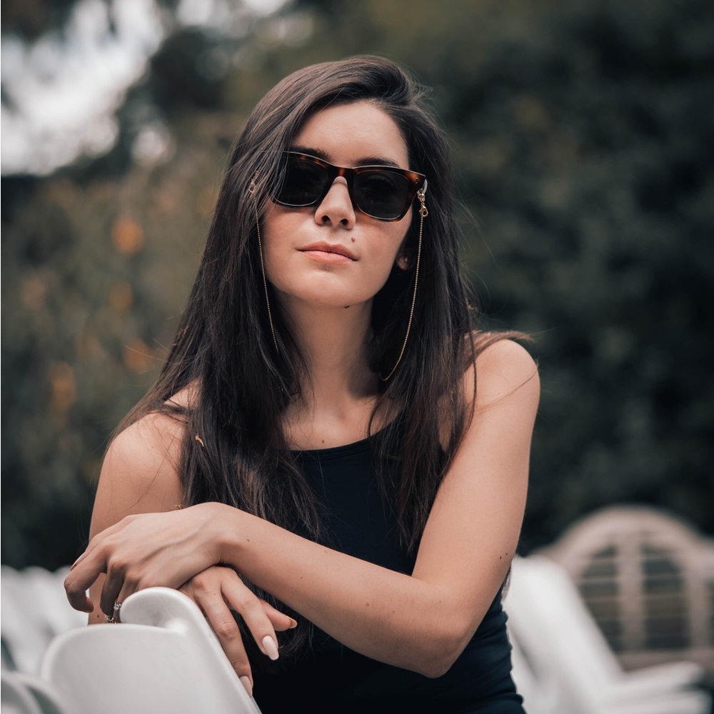 Meet your Posher, Beatriz